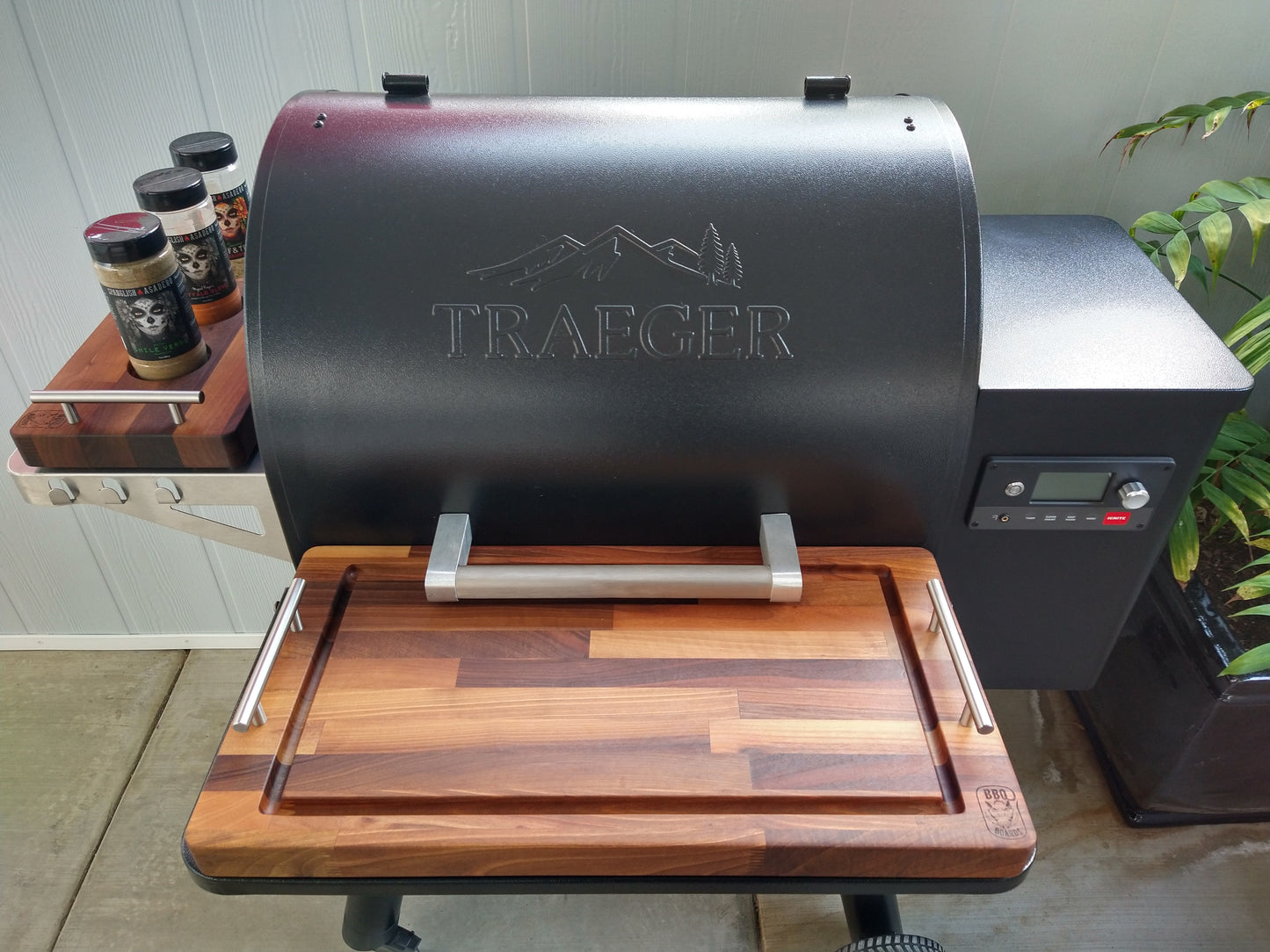 BBQ Boards™ for Traeger Ironwood 650 - Front & Side Boards (Sold As A Pair)